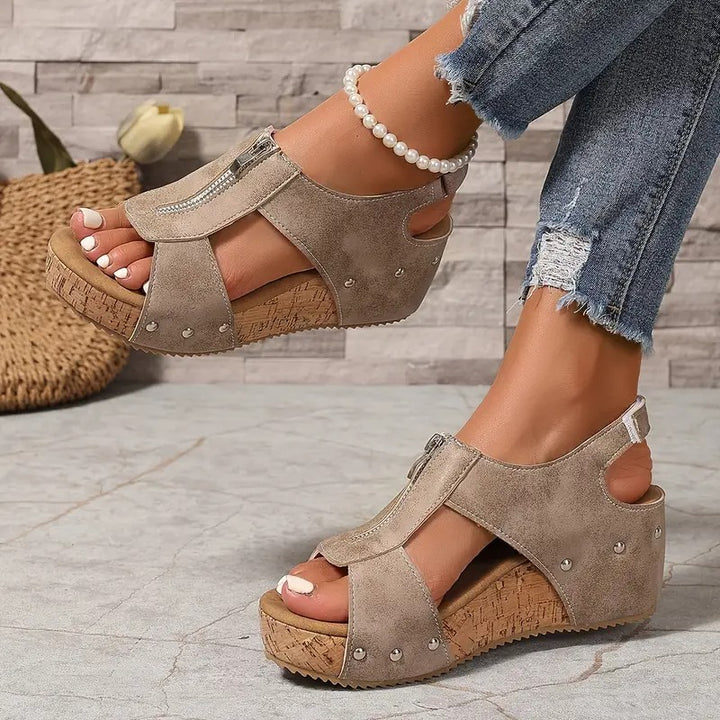 Jolanta | Retro Wedge Sandals with Zipper Closure