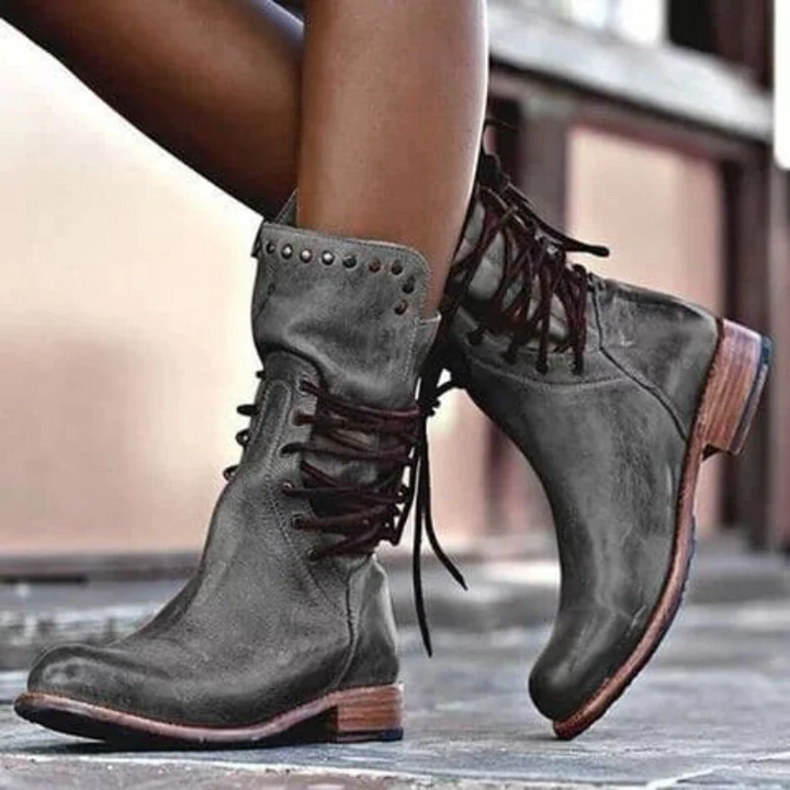 Aruna | Stylish and Comfortable Boots