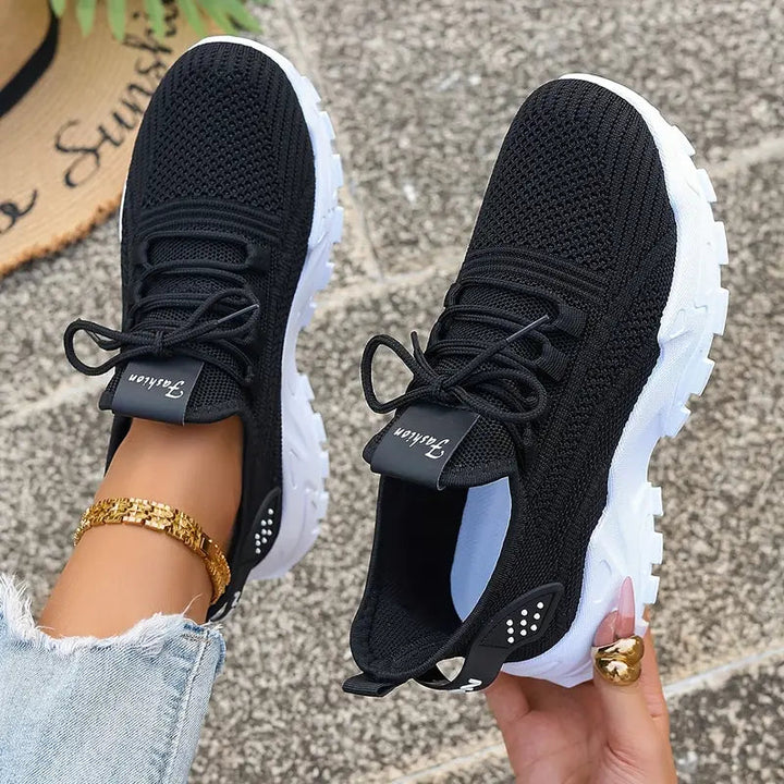 LYNIA | BREATHABLE ORTHOPEDIC SNEAKERS