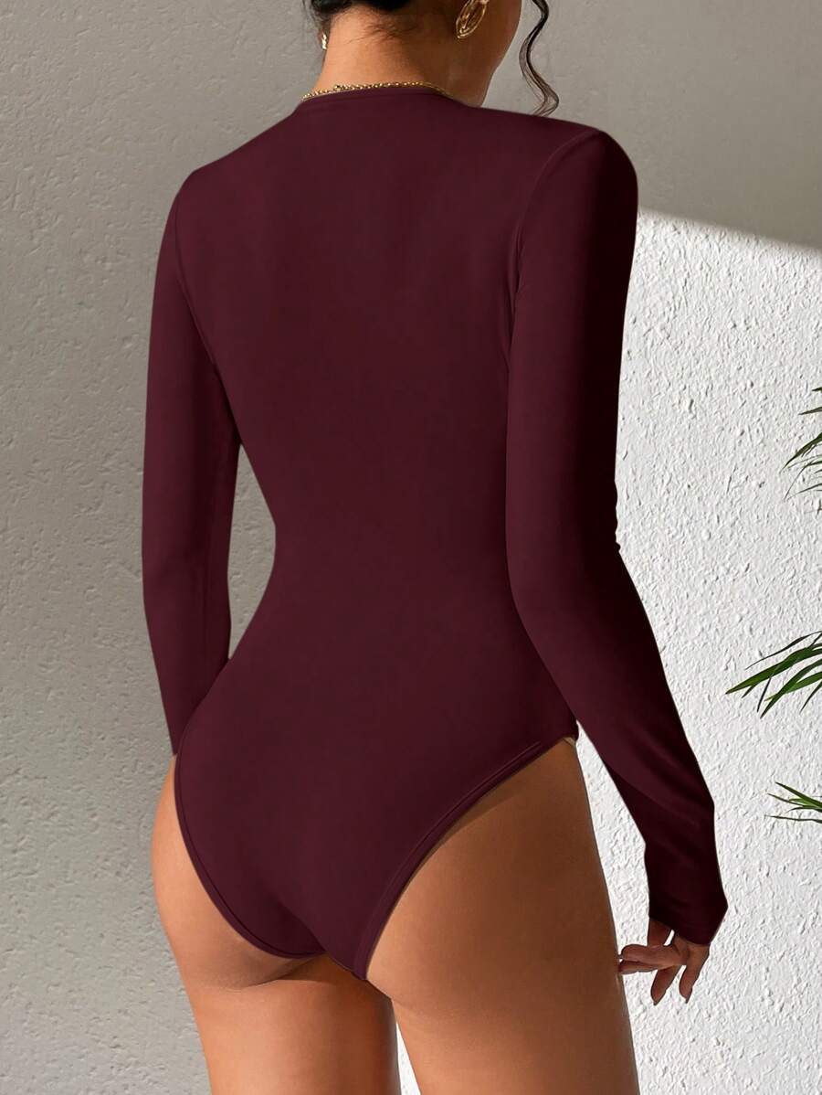 PETITE | Crew Neck Long Sleeve Fitted Bodysuit