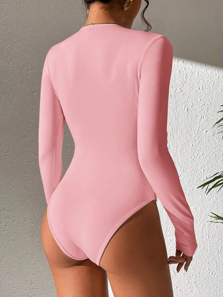 PETITE | Crew Neck Long Sleeve Fitted Bodysuit