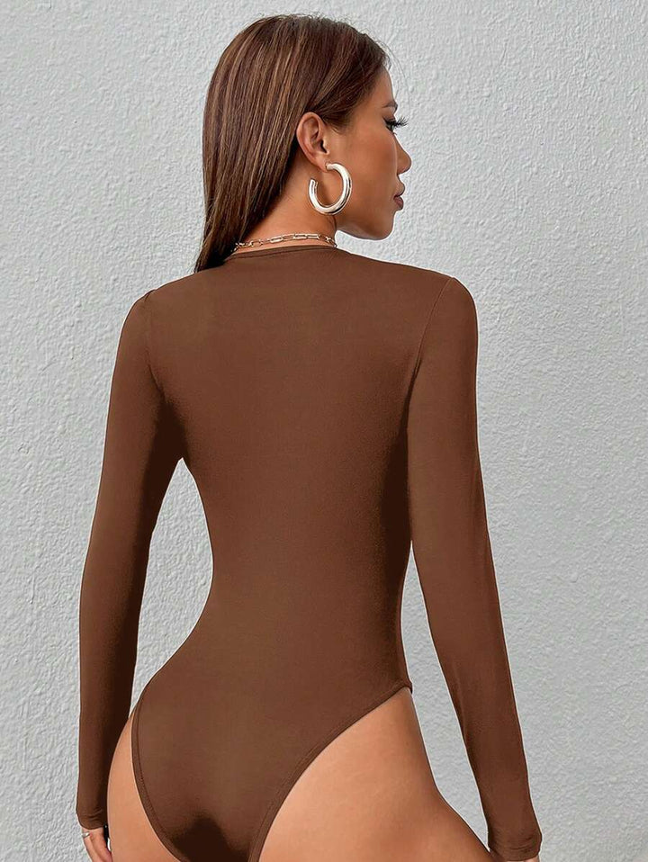 PETITE | Crew Neck Long Sleeve Fitted Bodysuit
