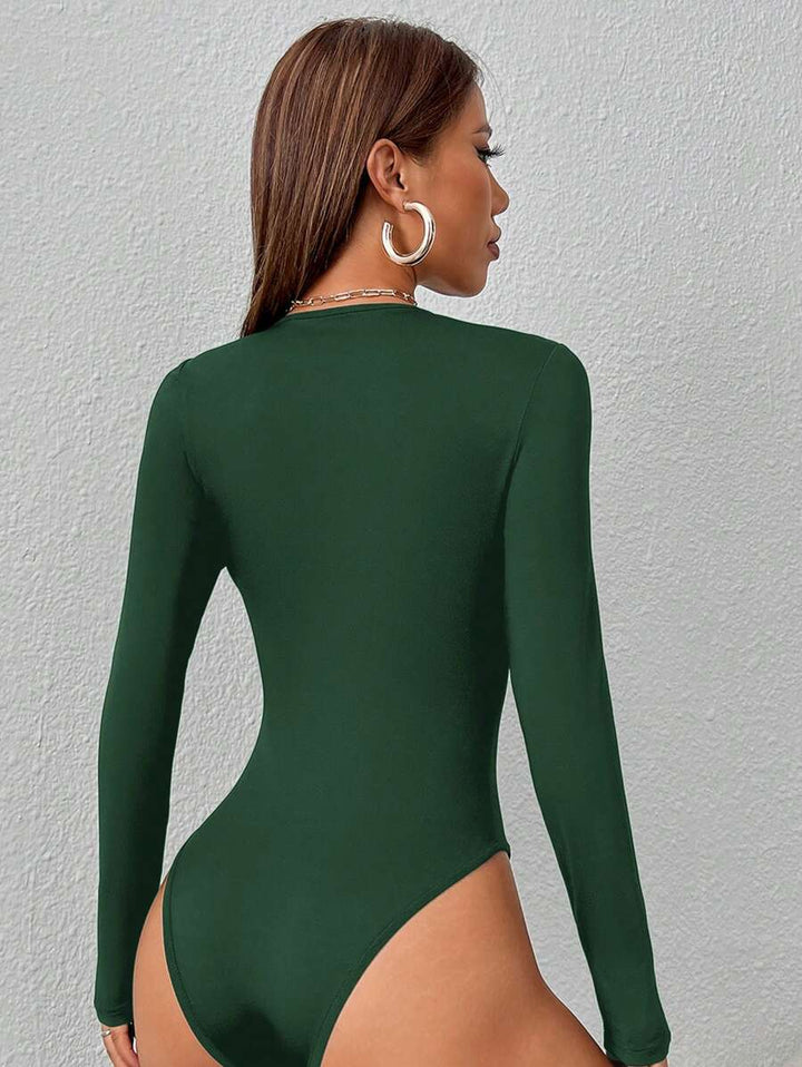 PETITE | Crew Neck Long Sleeve Fitted Bodysuit