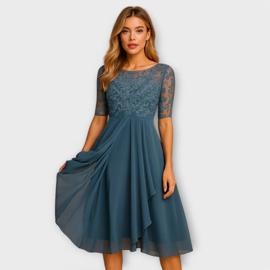 Martyna | Midi dress with lace sleeves