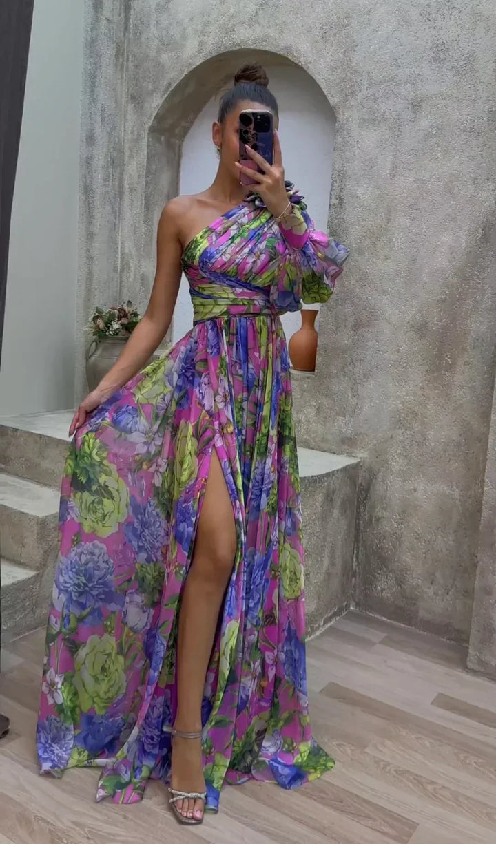 Audrey | Stunning Dress in Motion