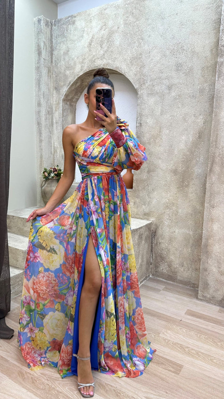 Audrey | Stunning Dress in Motion
