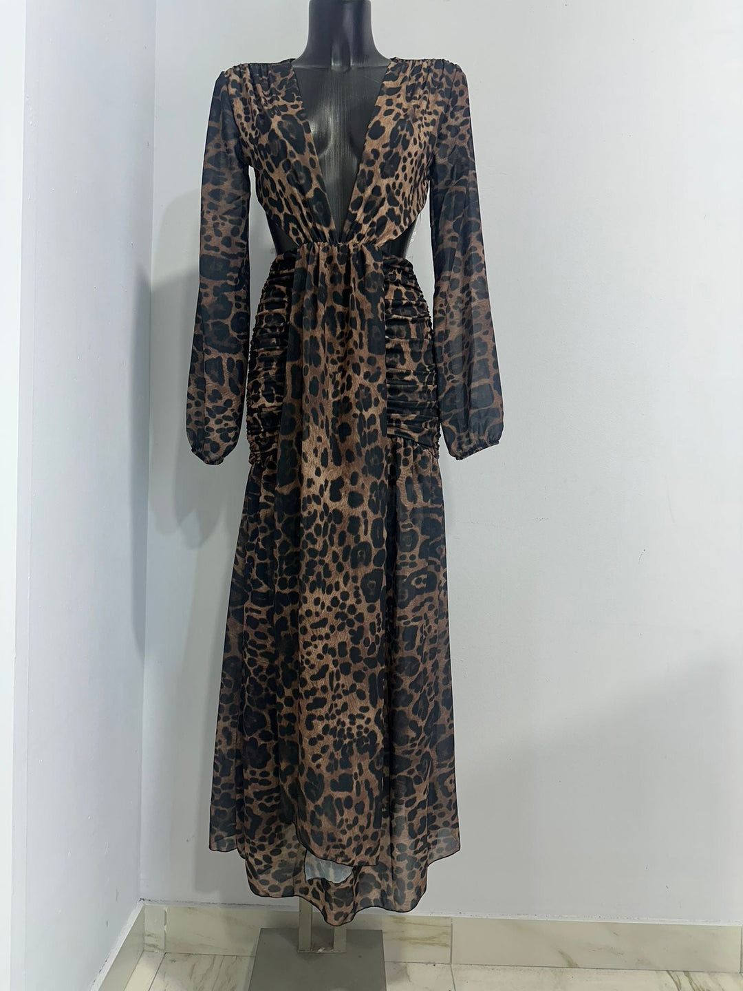 Frida | Timeless Dress with Elegant, Flattering Silhouette