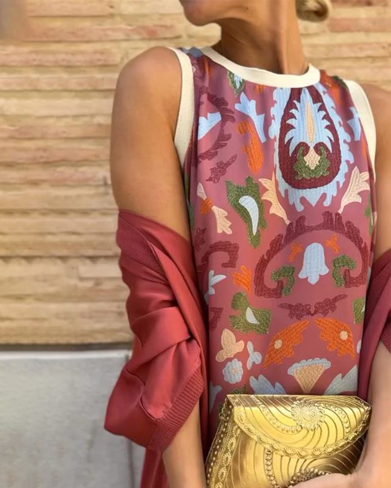 Bella | Two-Piece Printed Set in Urban Style