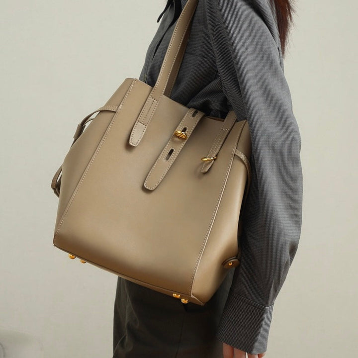Elsen | Vintage Lock Leather Tote Bag