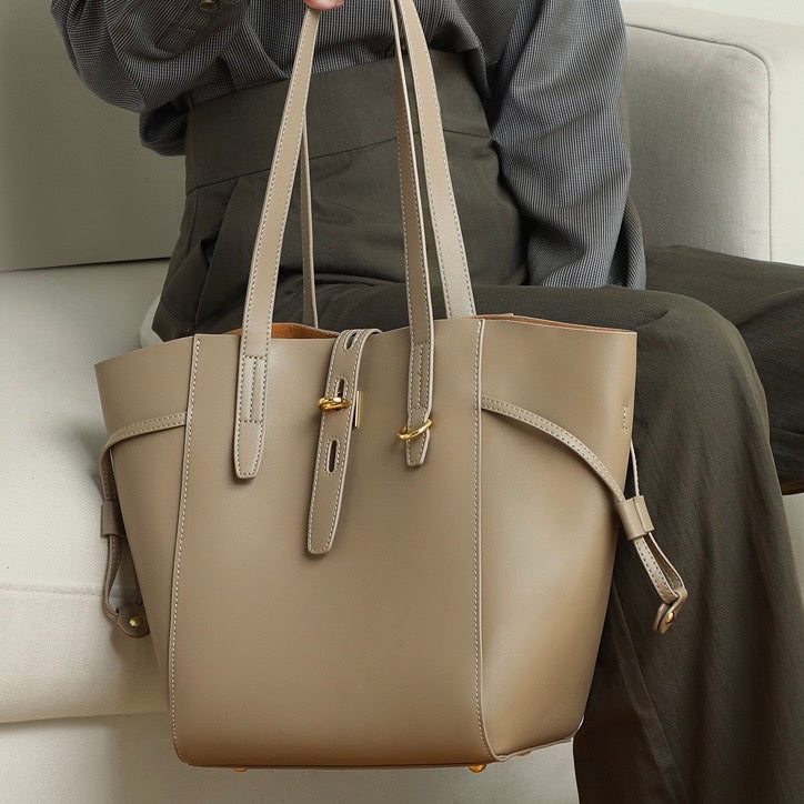 Elsen | Vintage Lock Leather Tote Bag