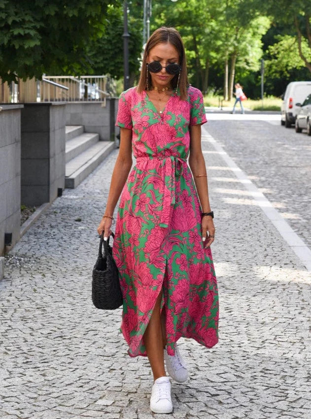 Linda | Stylish floral dresses for every occasion