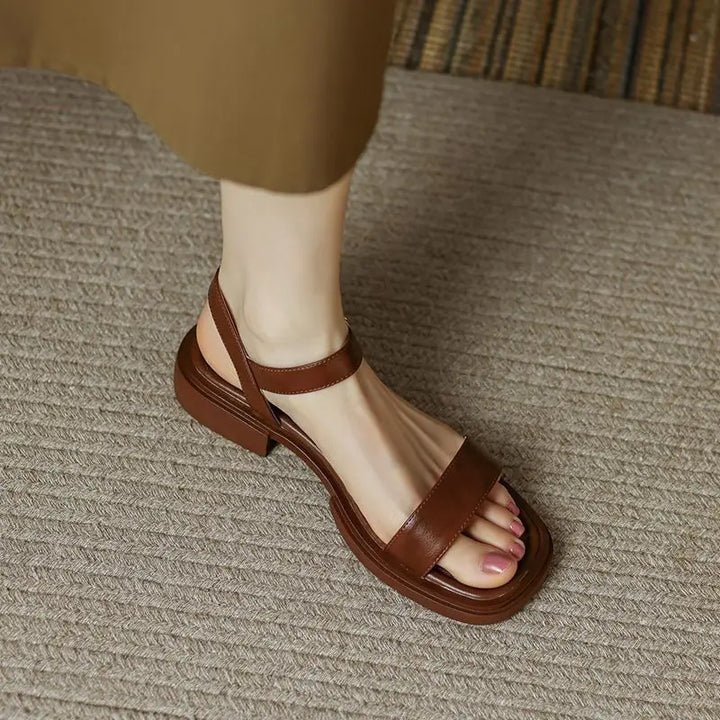 Ailleurs | Sandales en cuir Juneya