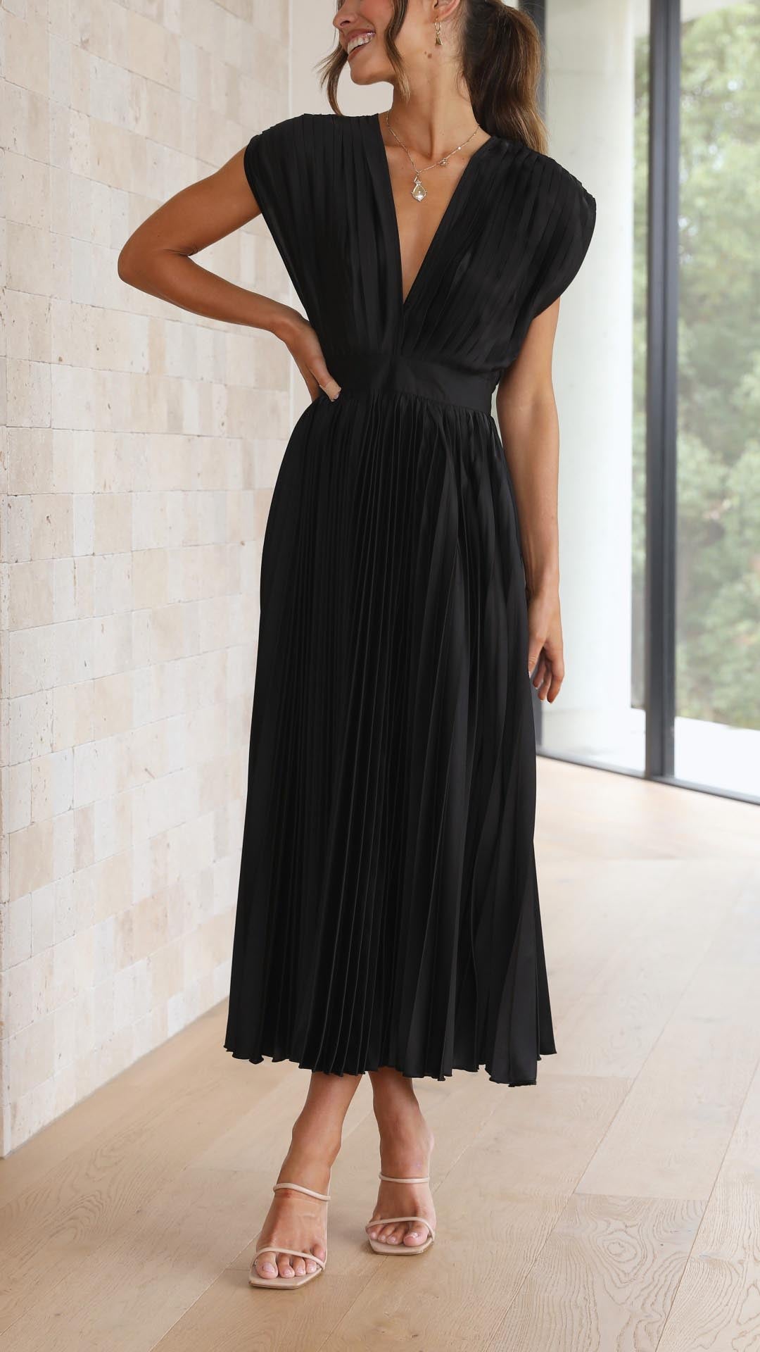 Alexis | Elegant Dress with Ruffles