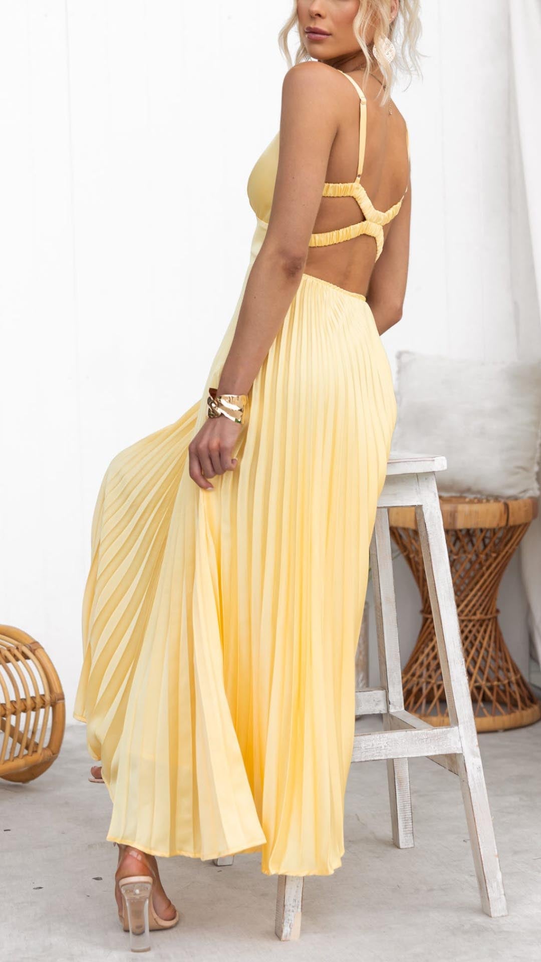Aby | Yellow Pleated Maxi Dress with V-neck
