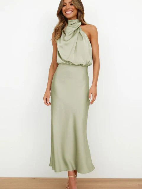 Benthe | Midi Dress with Off-Shoulder Design