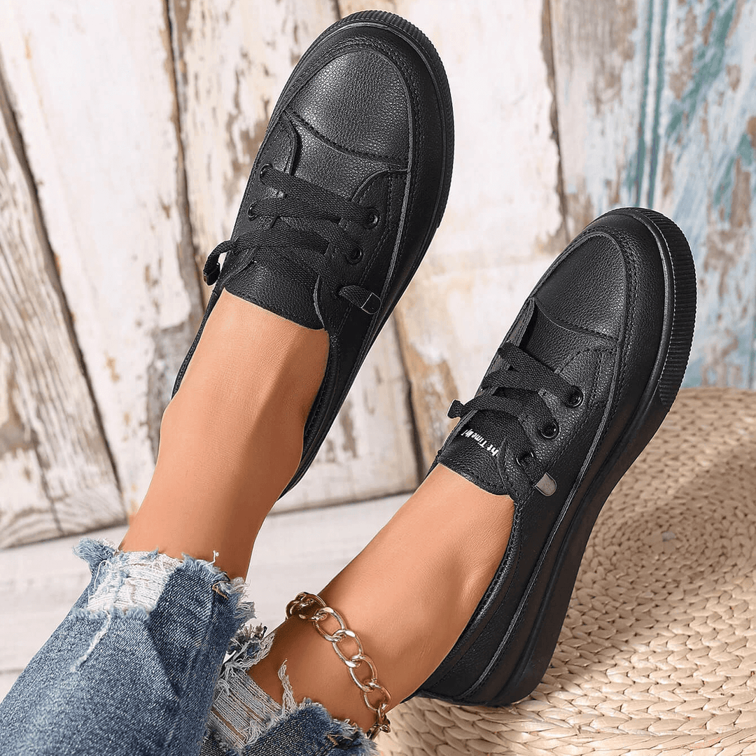 Thera | Lace-Up Flat Orthopedic Shoes