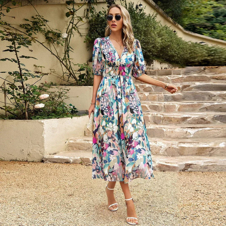 Innova | Dress with V-Neckline